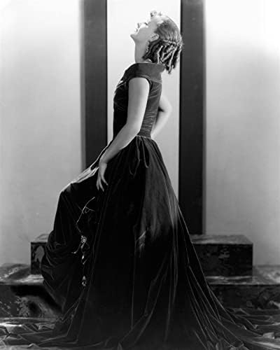 Bukleler halinde Greta Garbo saç tam boy poz 1930 Romantizm 5x7 fotoğraf